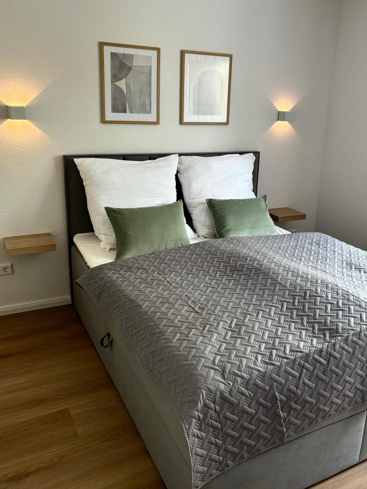 Home & Apart - Apartment Im Herzen Von Kreyenbrueck - Apartment 1 Oldenburg Eksteriør bilde