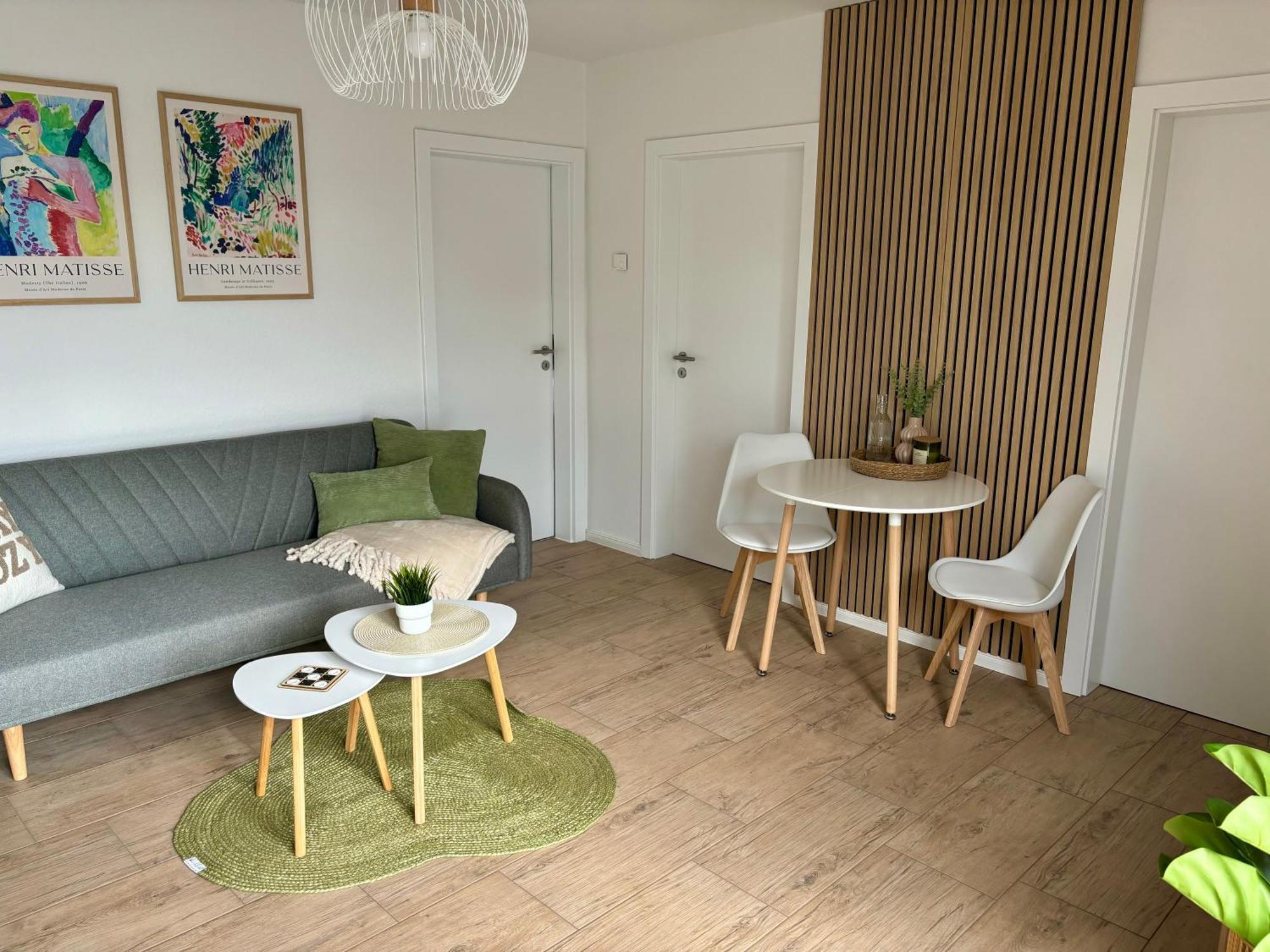 Home & Apart - Apartment Im Herzen Von Kreyenbrueck - Apartment 1 Oldenburg Eksteriør bilde